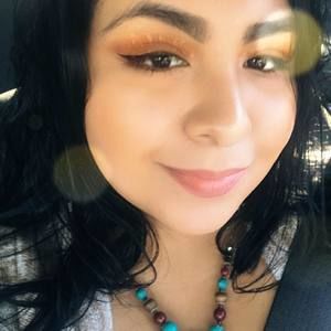 Meet your Posher, Ella